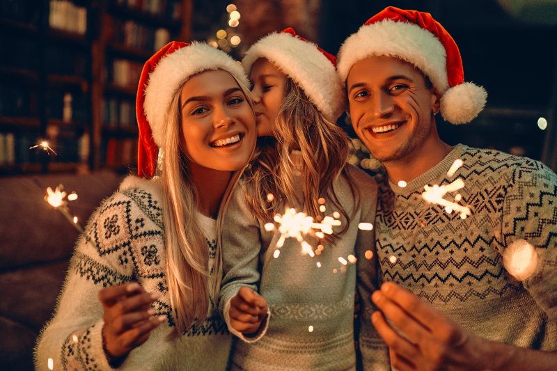 family showing good oral health in Portland during the holidays